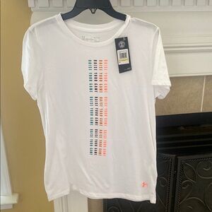 NWT Under Armour Heatgear women's M White Graphic T-Shirt "RAISE YOUR GAME"